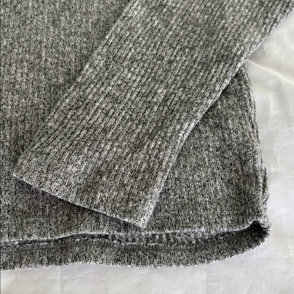 Grey Ribbed Sweater - Picture 4 of 7